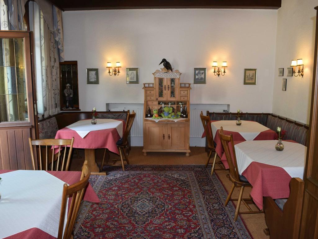 האסלאך אים קינזיגטאל Hotel-Restaurant Ochsen מראה חיצוני תמונה